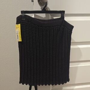 Chic Black Textured Pencil Skirt